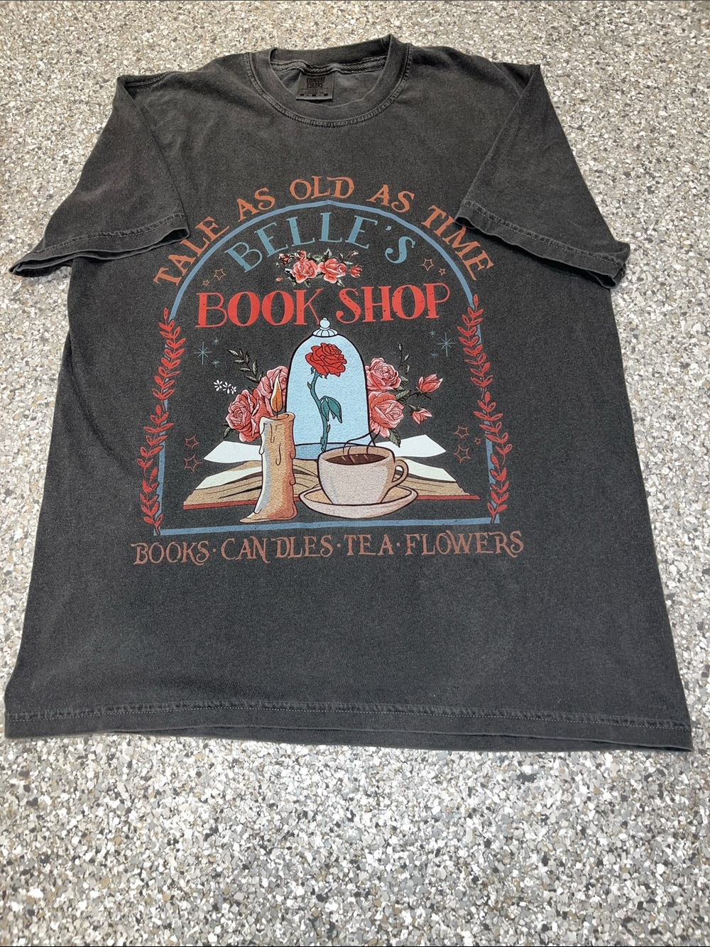 Comfort Colors Black 'Belle's Book Shop' Graphic Tee